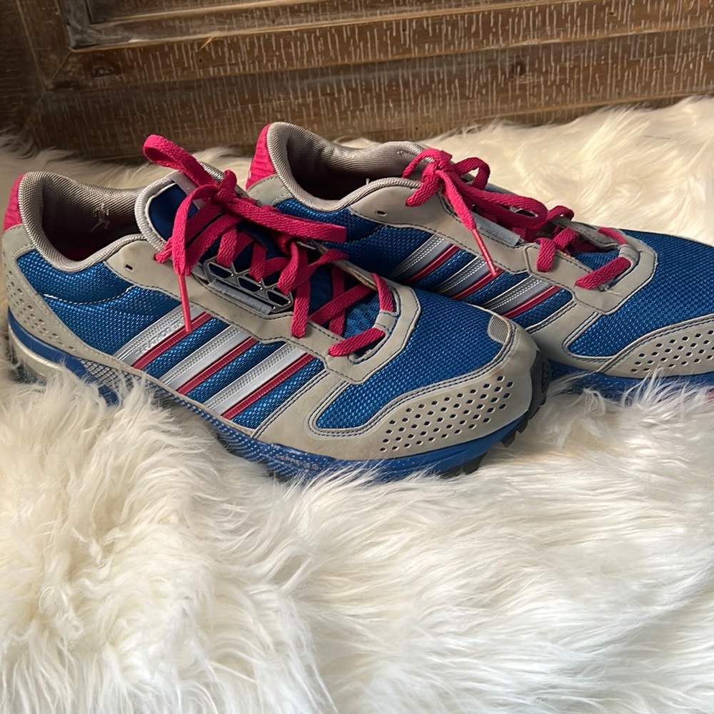 Women Adidas training sneakers